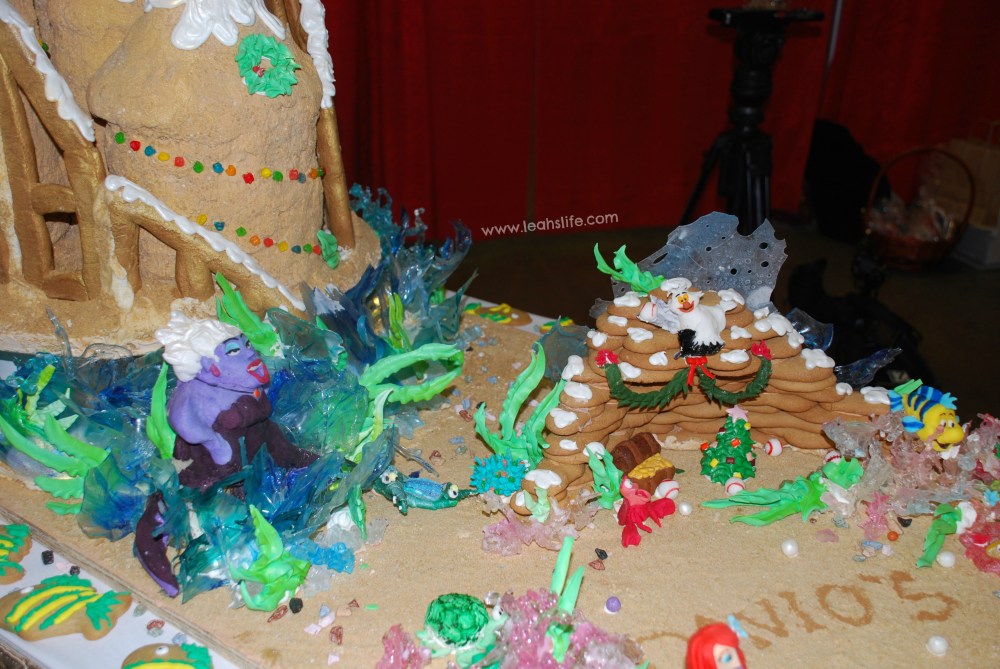 Davio's got creative this year with a huge sandcastle, Little Mermaid characters, holiday wreaths, and a little nod to the Red Sox.  The children campaigned hard to get me to choose this as most creative.  I was deciding between two.  Davio's won the title of "Most Creative".