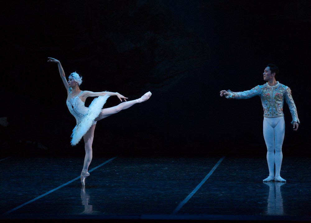 Misa Kuranaga and Jeffrey Cirio. A duet with the white swan and Prince Siegfried. Photos by Rosalie O'Connor