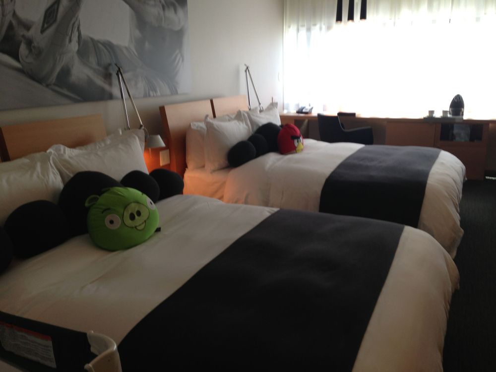 E8E73802-3DD9-4157-BB27-CF760A53F514